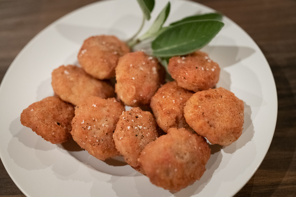 宮本養鶏場 親鶏のさくさくチキンナゲット